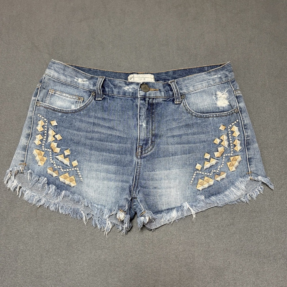 Free People Tulum Distressed Denim Shorts Embroidered Festival Boho Cutoff Sz 28